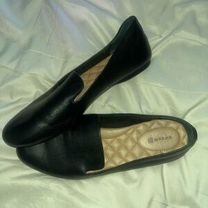 Black leather birdies size 8
